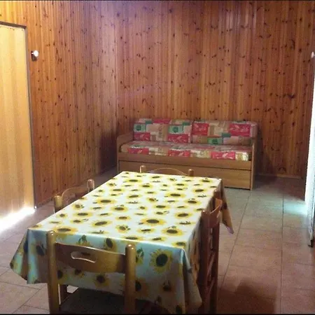 Viola Village Apartment Foce Varano